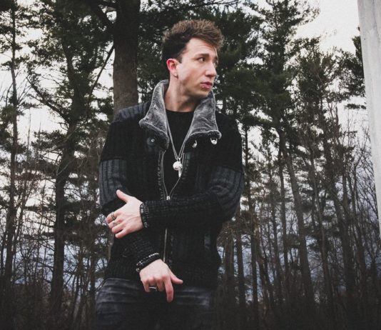 “Prism” – KDrew & Deelyle